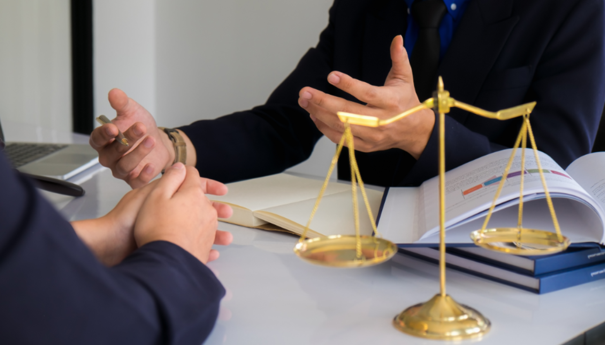 Kárná odpovědnost soudního exekutora aneb ne vždy se vyplatí najít právní kličku