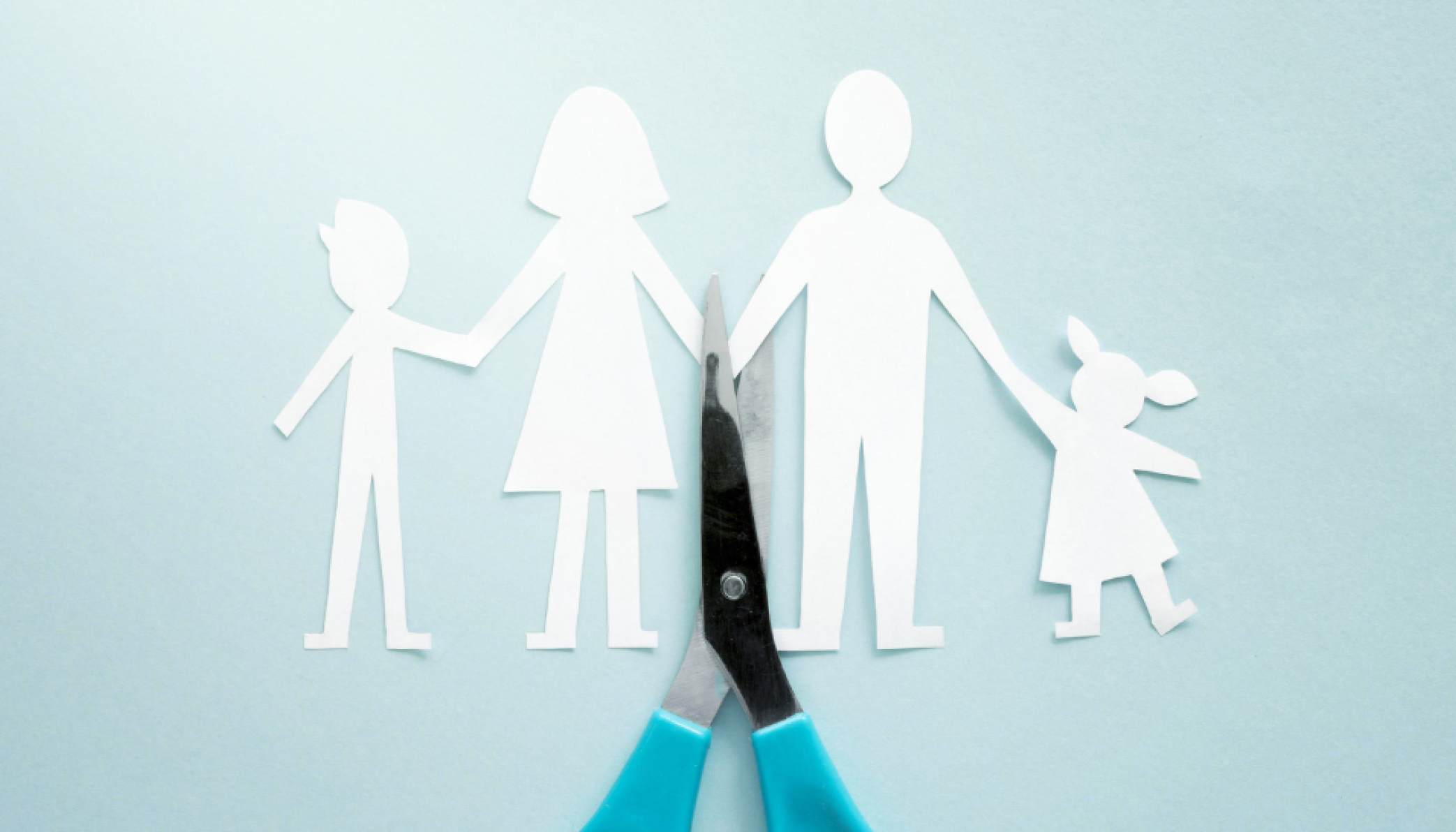 Lze nepečujícímu rodiči lze nařídit povinnost styku s nezletilým dítětem?